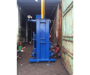 Máy ép kiện chai nhựa PET