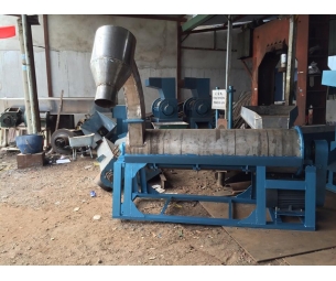 Máy ly tâm vắt nước