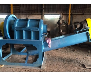 Máy bằm ống nhựa PVC cứng