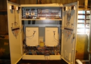 Vì sao lắp biến tần cho máy ép nhựa?