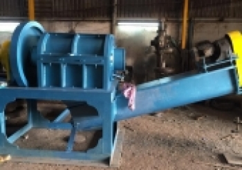 Máy cắt hạt nhựa tự động: Tăng cường hiệu suất và độ chính xác