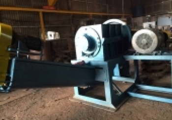 Máy nghiền 2 trục: Giải pháp tối ưu cho xử lý vật liệu đa dạng