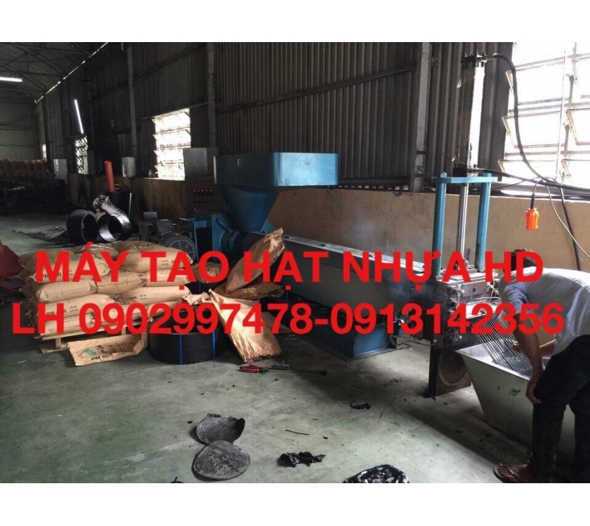 máy tạo hạt nhựa tái sinh