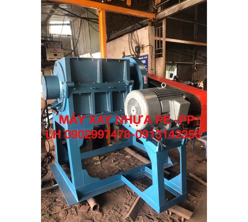 máy nghiền nhựa tái chế